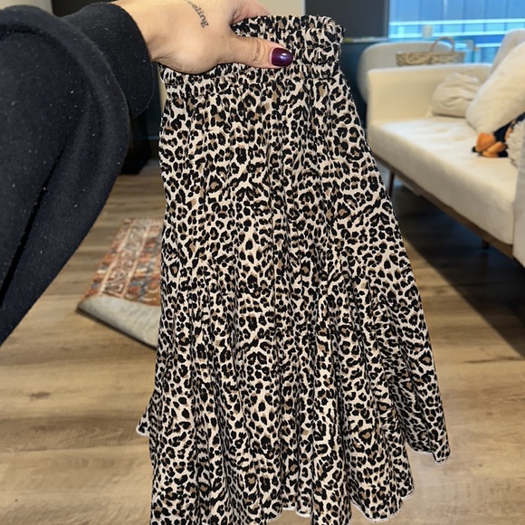 Mini skirt, leopard print - Picture 2 of 2